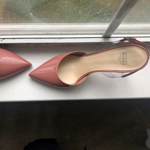 Beige/nude classic heels